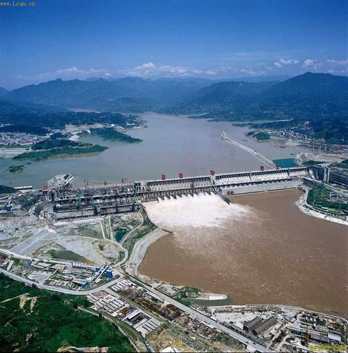 三峡大坝在哪里哪个省的哪个市_三峡大坝在哪个省的什么地方?