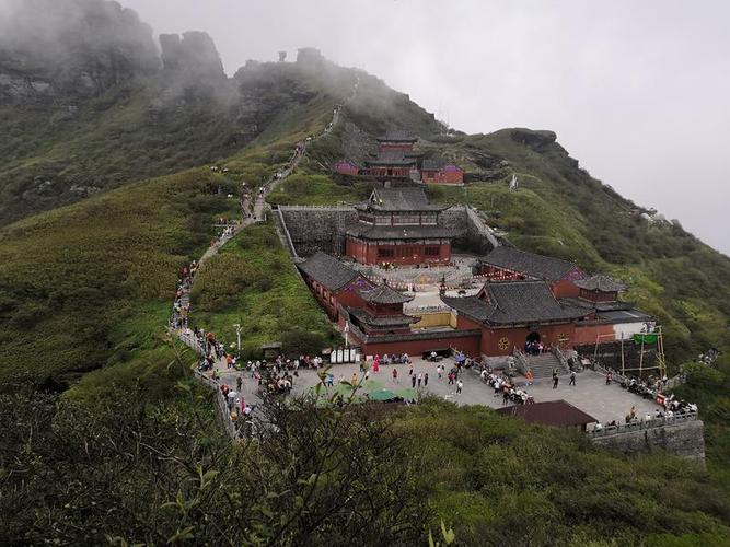 贵阳梵净山一日游攻略_贵阳梵净山自驾游攻略